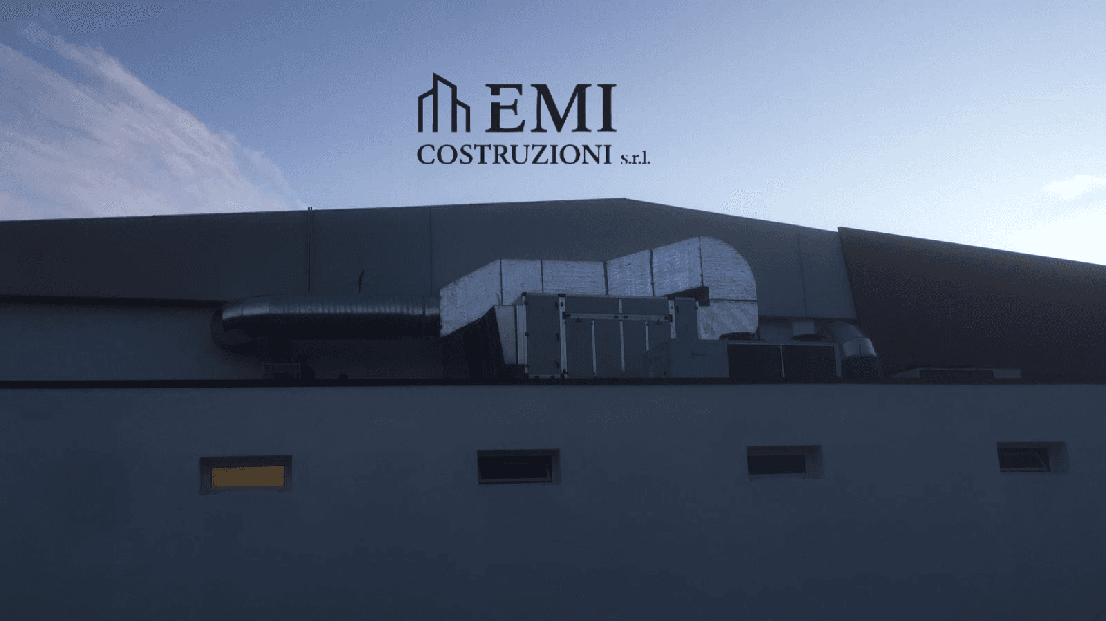 Struttura esterna in costruzione